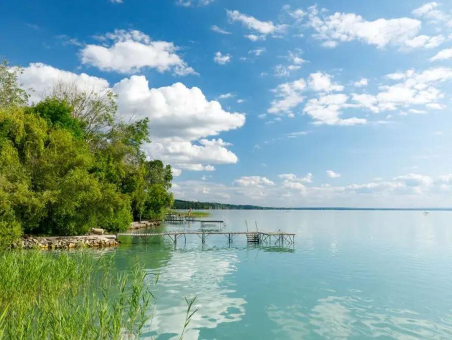 Green Lake House - Private Beach At Balaton Balatonakarattya Exterior foto